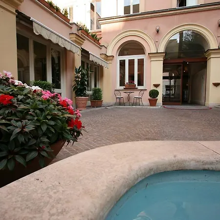 Hotel Domus Romana 4*