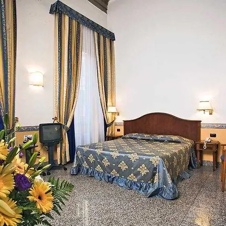 Domus Romana 4*