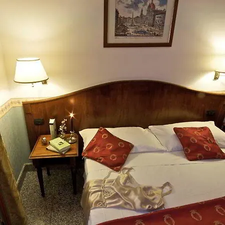 Domus Romana Hotel 4*