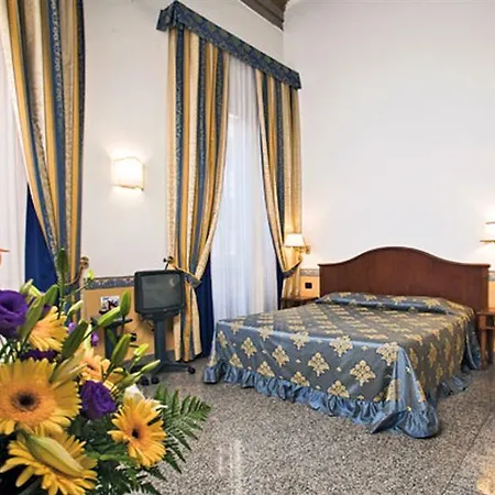 Domus Romana Hotel 4*