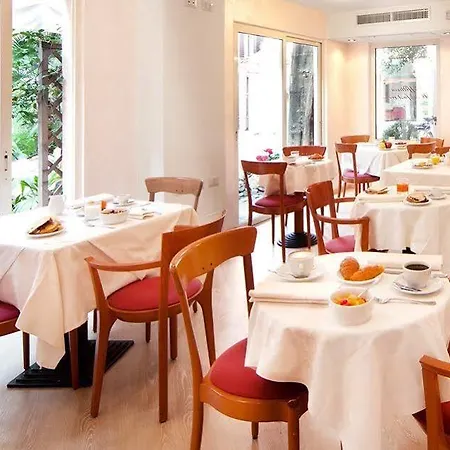 Domus Romana Hotel 4*