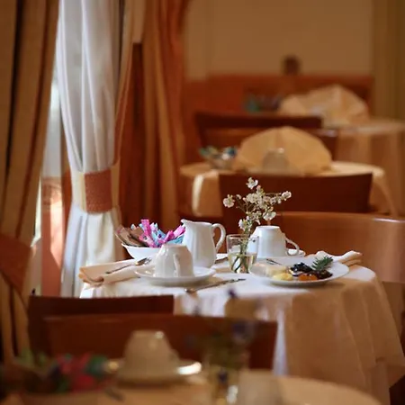 Hotel Domus Romana 4*