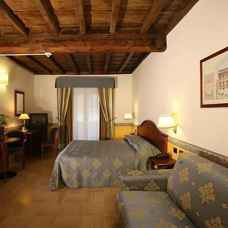 Domus Romana Hotel 4*
