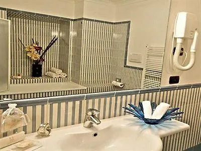Domus Romana 4*